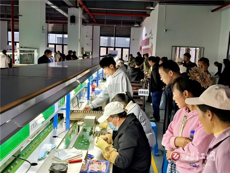 人勤春早复工忙 钟屏街道企业冲刺“开门红..