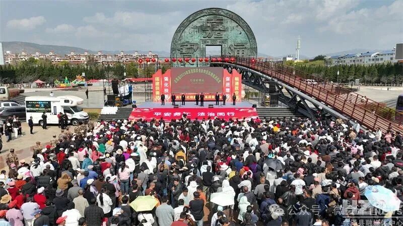 50多家企业提供8000多个就业岗位——..