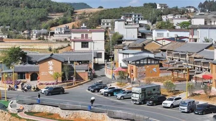 清凉出圈人气旺 张基屯“五一”避暑经济持..