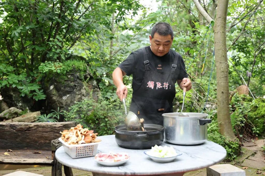罗平马街:新农人烹出地道乡土味
