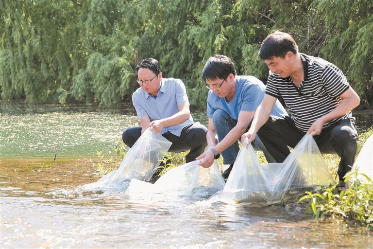 生态护水 产业富民 以渔养江 